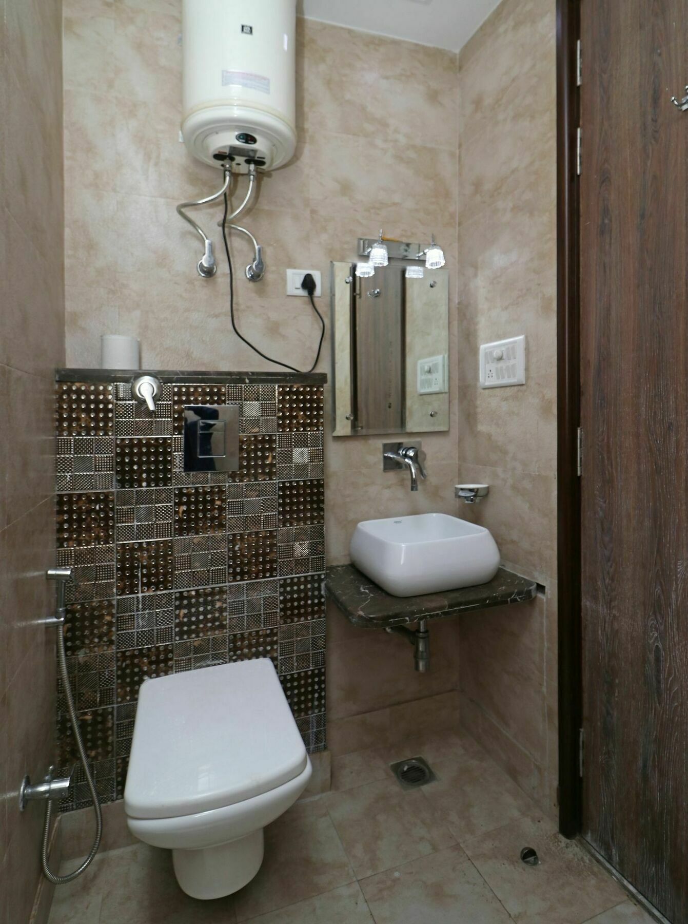 Fabhotel Season Grand Delhi  Esterno foto